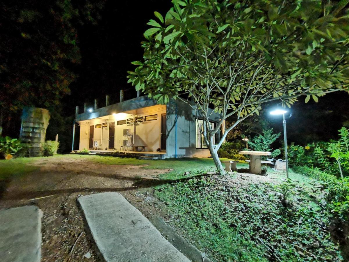 Baan Suan Plearndara Apartment Wang Nam Khiao Bagian luar foto