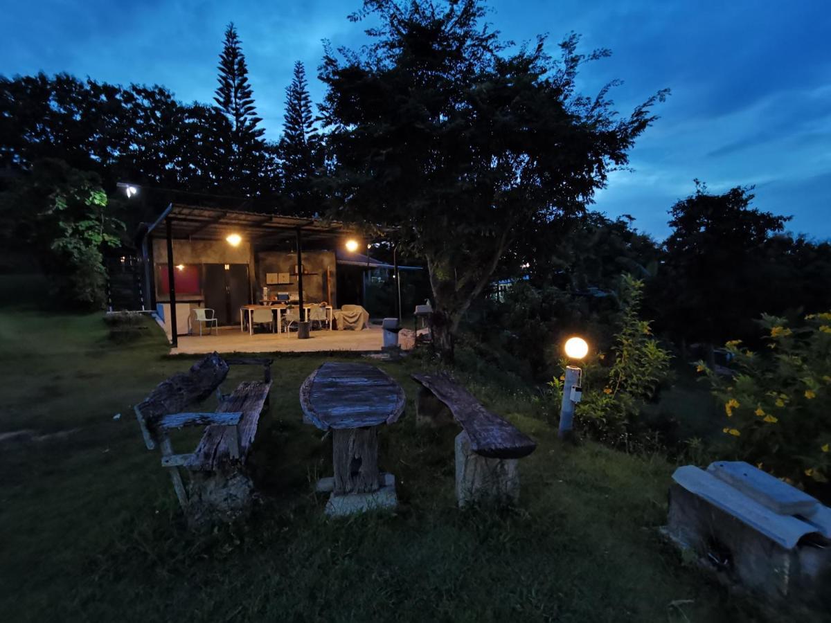 Baan Suan Plearndara Apartment Wang Nam Khiao Bagian luar foto