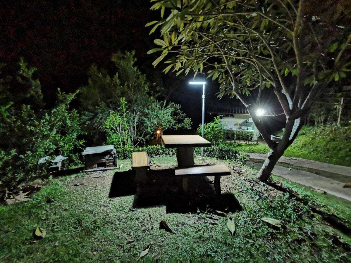Baan Suan Plearndara Apartment Wang Nam Khiao Bagian luar foto
